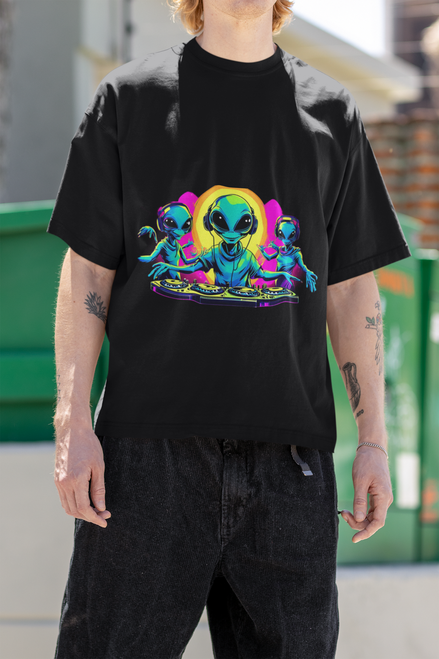 Alien Unisex T-Shirt For DJ Party Lovers, Premium Oversized T-Shirt For Men and Women